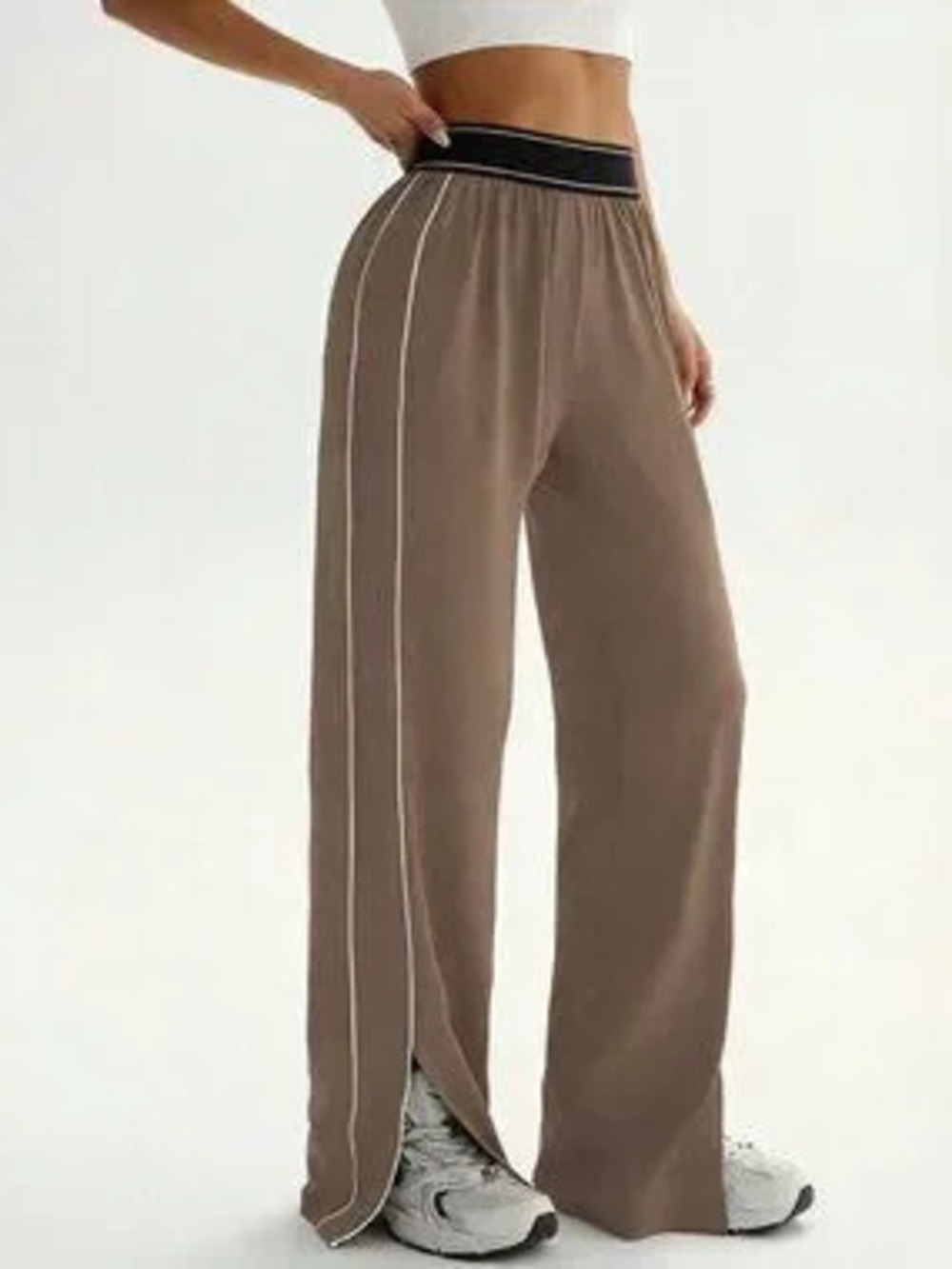 ZARA Brown Loose Fit Women's Straight Leg Sweatpants with Pockets